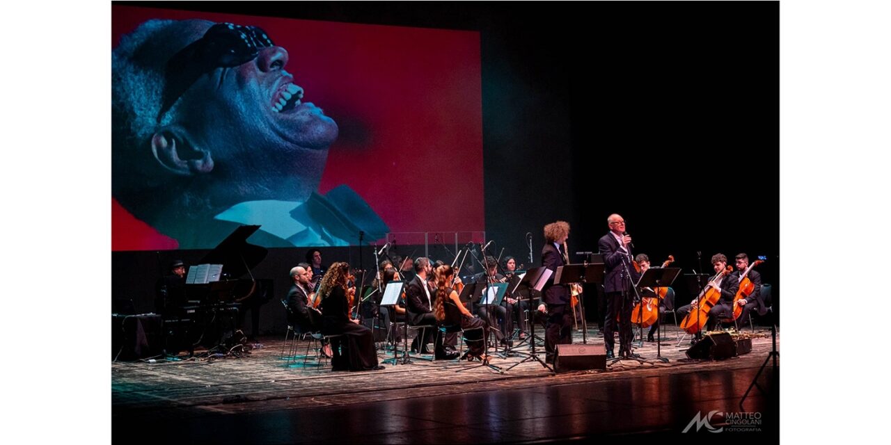 AL TEATRO VERDI DI PORDENONE IN PROGRAMMA UN APPASSIONATO TRIBUTO ALLE PAGINE PIÙ CELEBRI E AMATE DI DUE VERI E PROPRI MITI DELLA MUSICA CON “THE BEST OF STEVIE WONDER & RAY CHARLES”