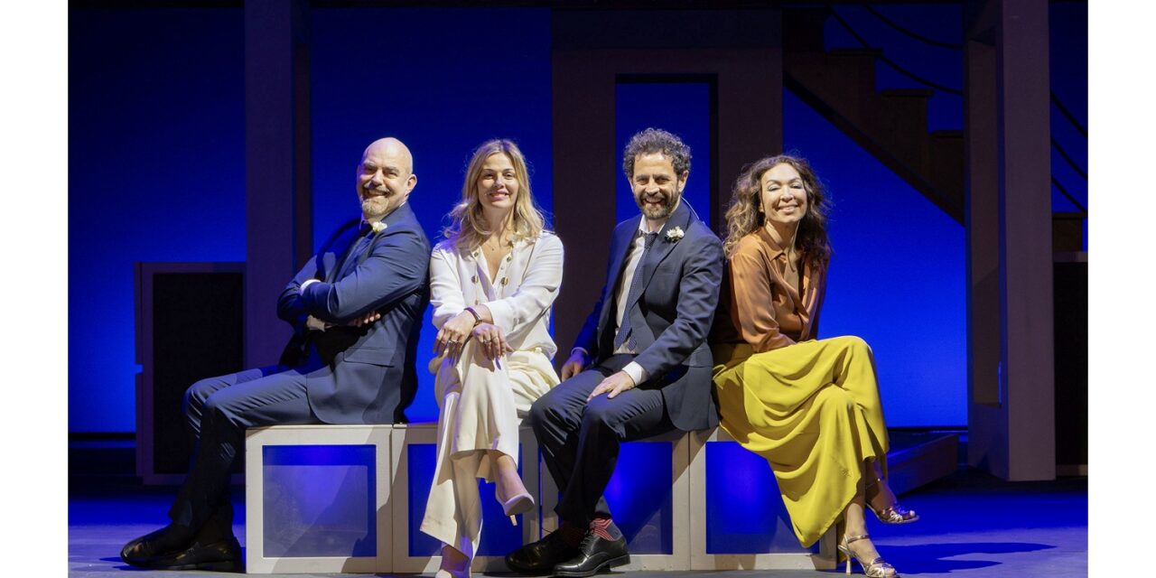 Ti sposo ma non troppo: al Teatro Nuovo Giovanni da Udine il ritorno di Vanessa Incontrada nell’esilarante commedia di Gabriele Pignotta