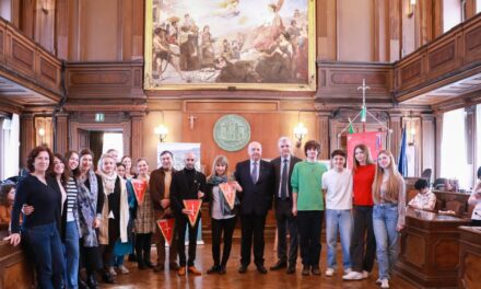 IL SINDACO HA RICEVUTO ALCUNE DELEGAZIONI DI STUDENTI PROVENIENTI DA VARIE PARTI DEL MONDO NELL’AMBITO DEL PROGETTO “INTERNATIONAL FRIENDSHIP WEEK”