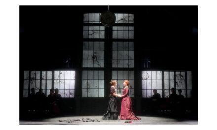 “ANNA KARENINA”: AL TEATRO ROSSETTI UNA RIEDIZIONE DI LUIGI DE FUSCO INCANTEVOLE GRAZIE ANCHE ALLA SUPERBA INTERPRETAZIONE DI GALATEA RANZI