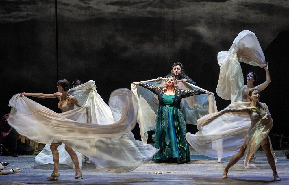 FOTO dalla Prima dell’Olandese Volante di venerdì sera al Teatro Verdi di Trieste