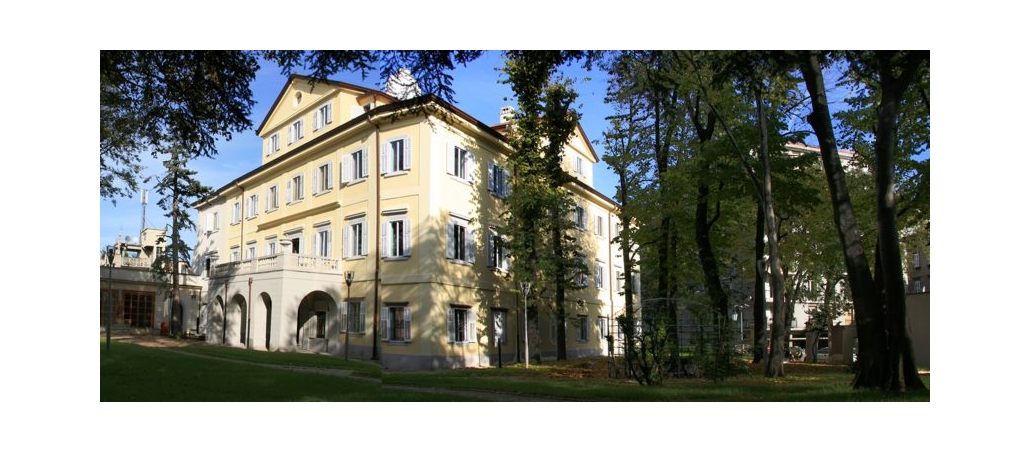 AL MUSEO SARTORIO CONSEGNA DI QUATTRO ANTICHI OROLOGI A PENDOLO DA TAVOLO RESTAURATI DALL’INNER WHEEL CLUB DI TRIESTE