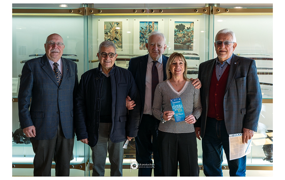 PRESENTATO IL PROGETTO “LA CULTURA NON HA ETÀ” IDEATO DALL’ASP PRO SENECTUTE: IN PROGRAMMA A PARTIRE DAL 27 MARZO DIECI SPETTACOLI A FAVORE DEGLI ANZIANI DELLA CITTÀ NELL’AMBITO DELLA RASSEGNA “UNA LUCE SEMPRE ACCESA”