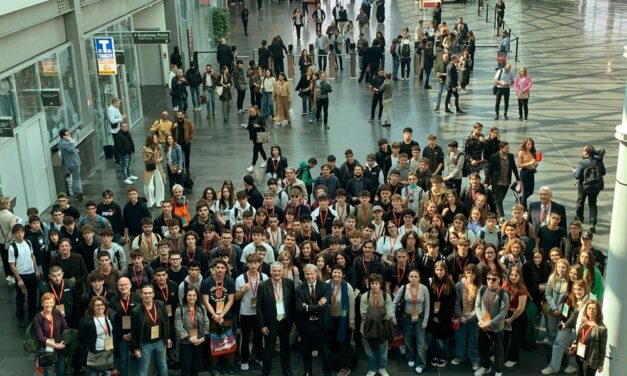 SALONE DEL MOBILE: a Milano oltre 100 studenti delle scuole del FVG con il Cluster Arredo alla scoperta del design made in Italy