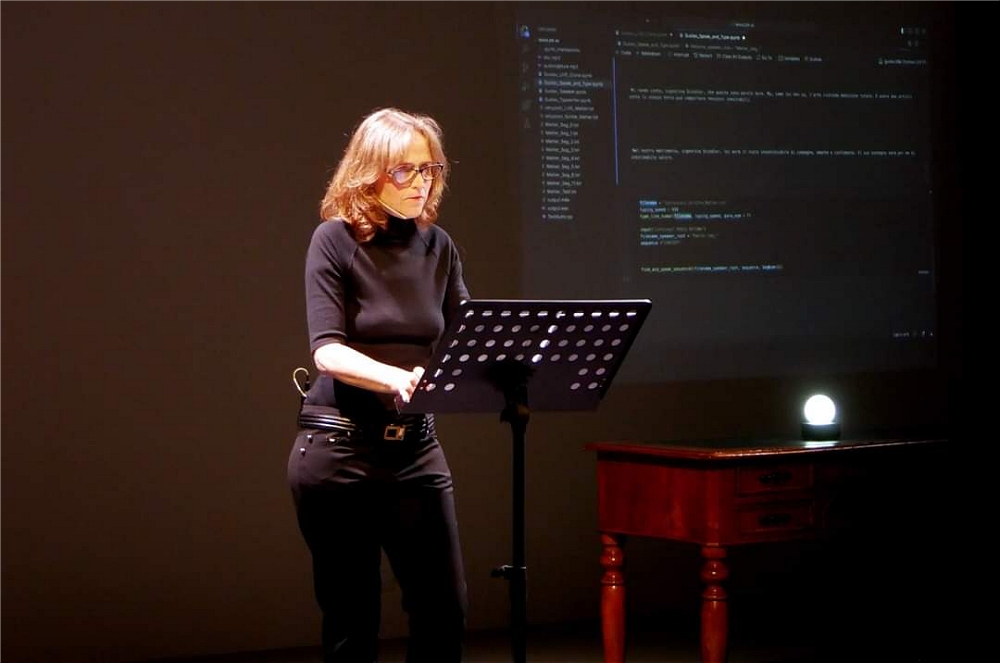 PARL-IA-MOCI con Diana Hoebel in scena solo il 12 aprile alla SALA BARTOLI