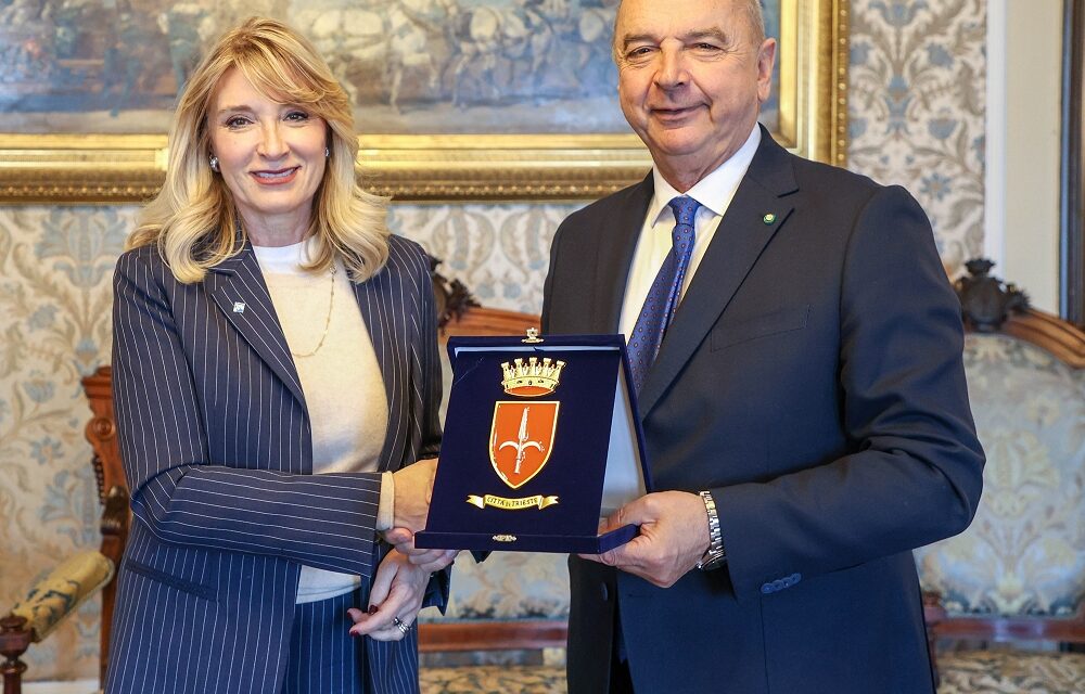IL SINDACO ROBERTO DIPIAZZA HA INCONTRATO IL NUOVO QUESTORE DI TRIESTE, DOTTORESSA LILIA FREDELLA