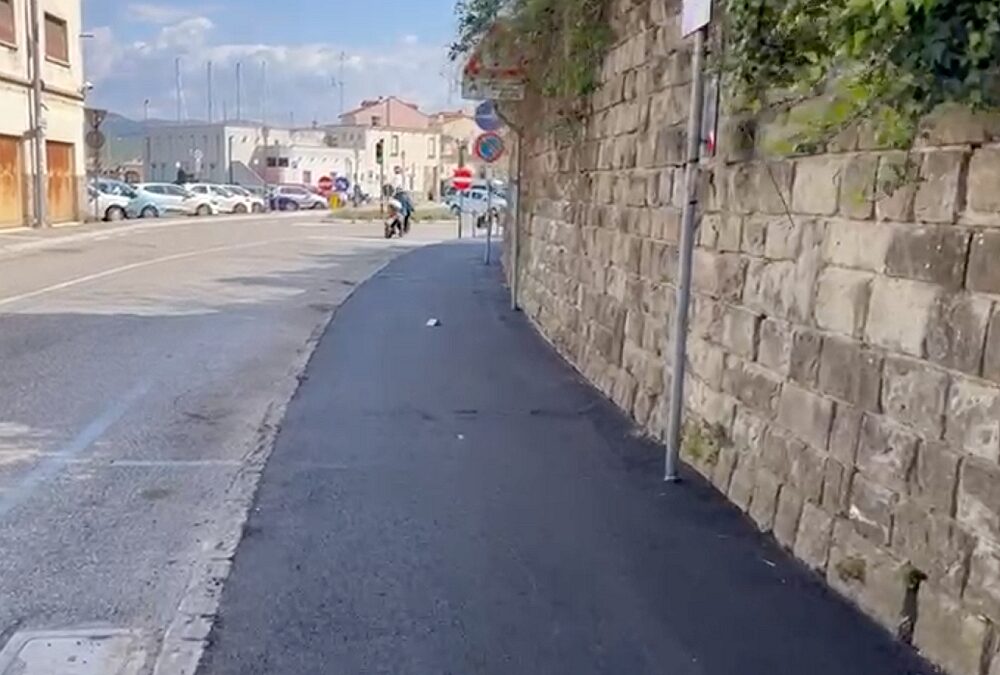 Muggia: conclusa la prima parte delle asfaltature dei marciapiedi