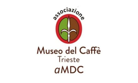 ALL’HOTEL SAVOIA EXCELSIOR, IL SESTO APPUNTAMENTO DEI “CENACOLI” 2024-2025 DELL’ASSOCIAZIONE MUSEO DEL CAFFÈ.CON MATTEO CARZEDDA SU “IL CAFFÈ: ALIMENTO, MEDICINALE O PIACERE?”