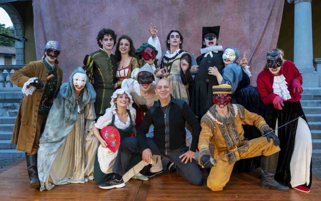 Forni di Sopra si prepara ad accogliere la rassegna teatrale 2025 della Ciasa dai Fornés
