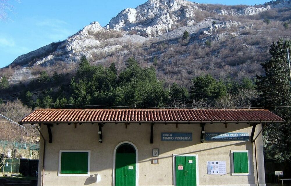 INAUGURATO IL RIFUGIO MARIO PREMUDA DELLA SOCIETA’ ALPINA DELLE GIULIE ALL’INIZIO DELLA VAL ROSANDRA