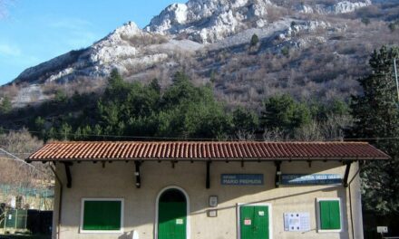 INAUGURATO IL RIFUGIO MARIO PREMUDA DELLA SOCIETA’ ALPINA DELLE GIULIE ALL’INIZIO DELLA VAL ROSANDRA