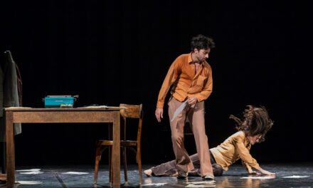 TEATRO ROSSETTI: “STELLA”, UN LAVORO DI TEATRO-DANZA DI LUCIANO PADOVANI DALLA PROFONDA INTENSITÀ, DÀ VITA A UN RIFLESSIVO QUADRO SUL “RAPIMENTO MORO”