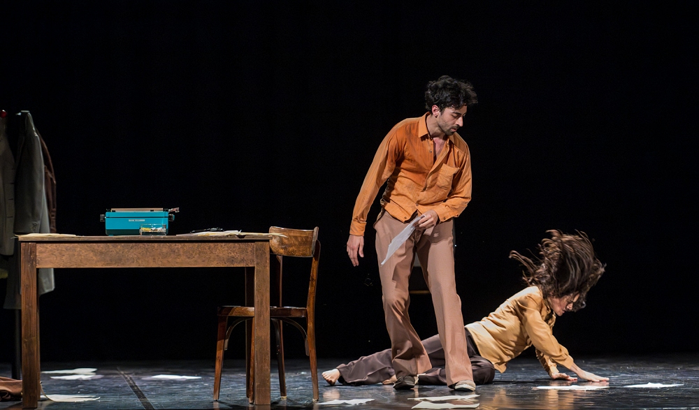TEATRO ROSSETTI: “STELLA”, UN LAVORO DI TEATRO-DANZA DI LUCIANO PADOVANI DALLA PROFONDA INTENSITÀ, DÀ VITA A UN RIFLESSIVO QUADRO SUL “RAPIMENTO MORO”