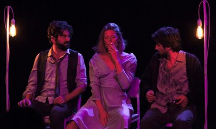 STEFANO CORDELLA RIELABORA SENZA INCRINATURE UN ČECHOV D’ANNATA IN “VANIA” UNO SPETTACOLO DA ASSAPORARE FINO ALLA FINE AL TEATRO ROSSETTI