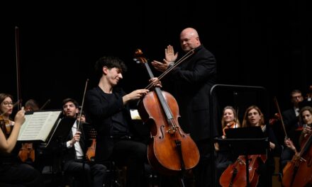 APPLAUDITISSIMO CONCERTO A PALMANOVA DELLA FVG ORCHESTRA CON IL VIOLONCELLISTA DAVIDE ZUIN