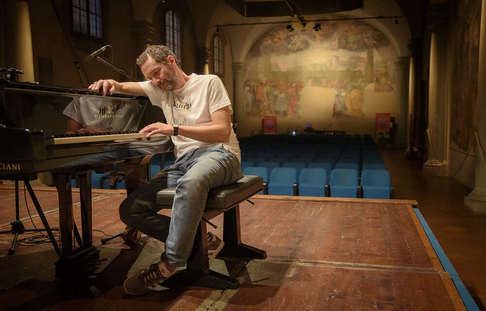 DAVIDE “BOOSTA” DILEO IN CONCERTO A SACILE VENERDÌ 9 MAGGIO ALLE 21, NEL TEATRO ZANCANARO PRESENTA IL SUO NUOVO ALBUM “SOLOIST” IN ESCLUSIVA REGIONALE