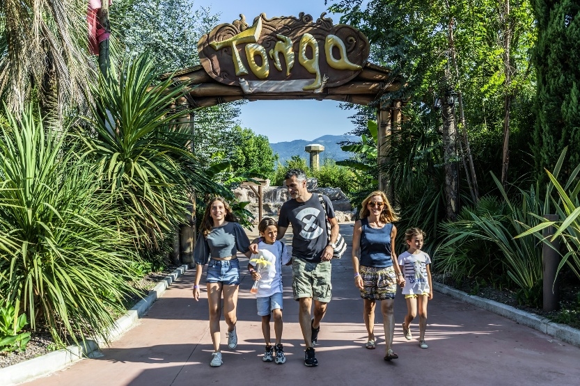 FAMIGLIE IN CAMPER 2025: IL GRANDE RADUNO NAZIONALE DEI CAMPERISTITORNA A MAGICLAND