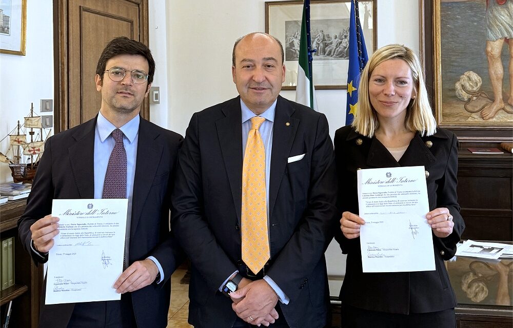 Due nuovi dirigenti della carriera prefettizia prestano giuramento innanzi al Prefetto di Trieste