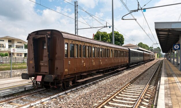 Maggio a bordo dei treni storici: tre appuntamenti sui Centoporte
