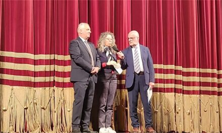 AL TEATRO ROSSETTI È ANDATO IN SCENA IL CONCERTO DELL’ENSEMBLE NAZIONALE DI DANZE POPOLARI E CANTI DELLA SERBIA “KOLO” ORGANIZZATO DALLA COMUNITÀ RELIGIOSA SERBO-ORTODOSSA