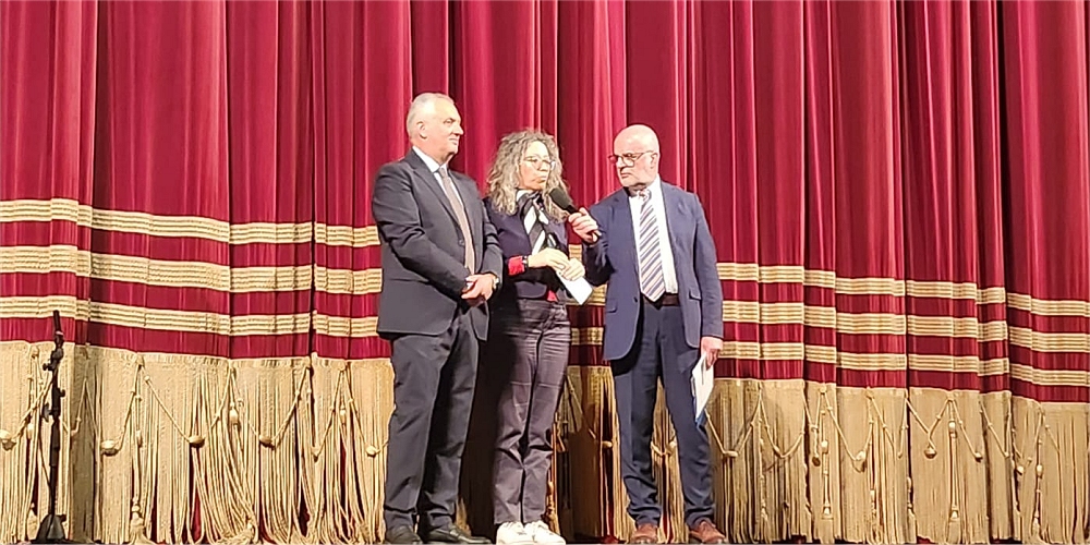 AL TEATRO ROSSETTI È ANDATO IN SCENA IL CONCERTO DELL’ENSEMBLE NAZIONALE DI DANZE POPOLARI E CANTI DELLA SERBIA “KOLO” ORGANIZZATO DALLA COMUNITÀ RELIGIOSA SERBO-ORTODOSSA