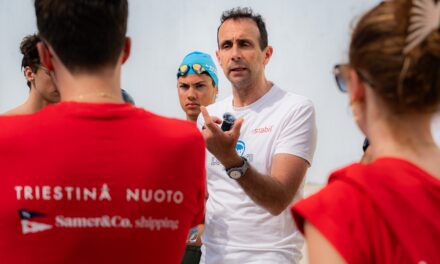 I GIOVANI NUOTATORI DELLA TRIESTINA NUOTO HANNO INCONTRATO MIKE MARIC, EX APNEISTA ED ESPERO DI RESPIRAZIONE