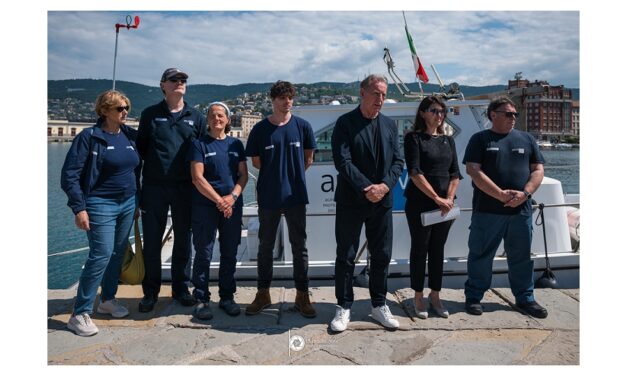 Iniziata la stagione balneare 2025: al via i controlli di Arpa FVG sulle acque di balneazione