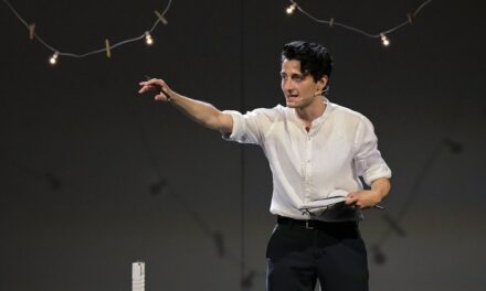 IL PALIO TEATRALE STUDENTESCO FESTEGGIA IL GIRO DI BOA CON L’OSPITALITÀ DELLO SPETTACOLO VINCITORE MITTELYOUNG 2021