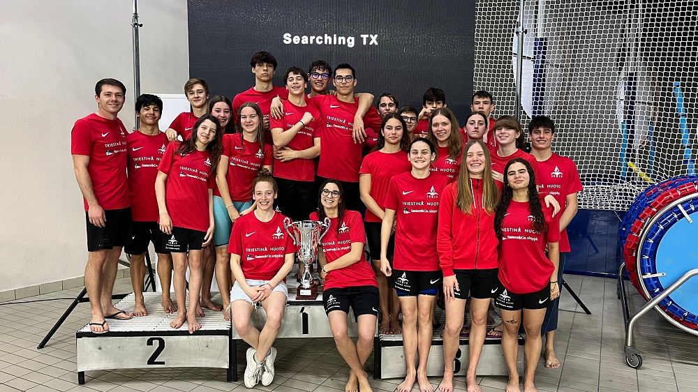 AI CAMPIONATI REGIONALI ASSOLUTI FVG LA TRIESTINA NUOTO FA LA VOCE GROSSA TRA CLASSIFICA A SQUADRE E TITOLI