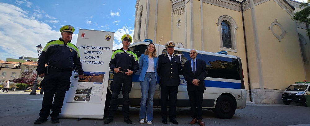 “PROGETTO RIONI SICURI”, QUESTA MATTINA A SAN GIACOMO IL PRIMO APPUNTAMENTO CON IL NUCLEO POLIZIA DI PROSSIMITÀ