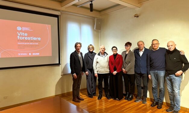 IL PROGETTO “VITE FORESTIERE” DELLA STORICA SOCIETÀ OPERAIA DI PORDENONE PROPONE “IL TACCUINO DEL RITORNO” COME CONTRIBUTO CREATIVO AL TURISMO DELLE RADICI