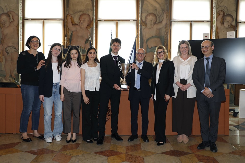 GLI STUDENTI DELL’UNIVERSITÀ DI UDINE CAMPIONI ITALIANI DI DIBATTITO