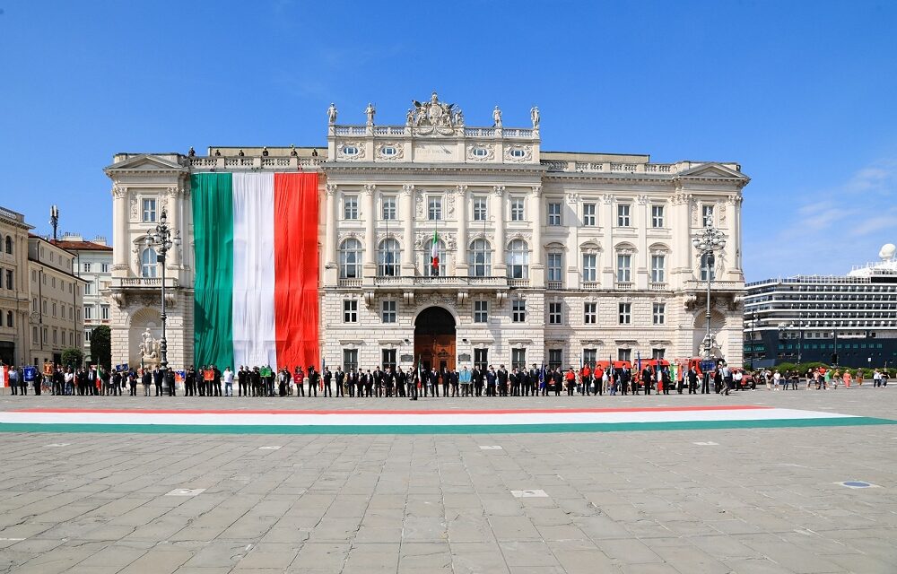 LE CELEBRAZIONI DELLA FESTA DELLA REPUBBLICA A TRIESTE. TENUTA LA CERIMONIA DELL’ALZABANDIERA ALLA PRESENZA DEL SINDACO DIPIAZZA