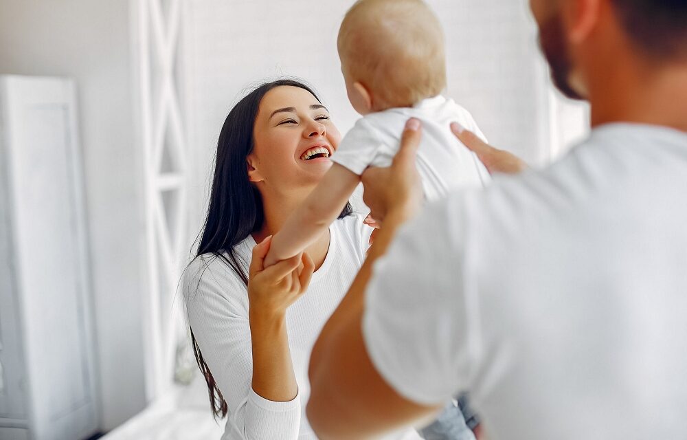 CRESCERE INSIEME NEI PRIMI 1000 GIORNI: ITACA PRESENTA 4MUM