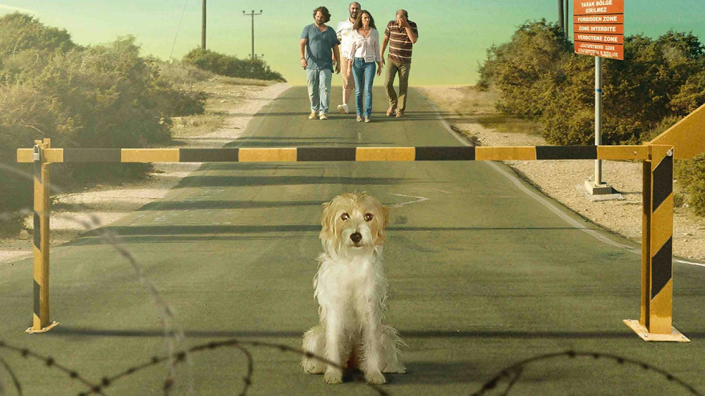 AttraversaMENTI cinematografici – Il cinema di confine in Fvg: al Comunale di Cormons ‘Un divano a Tunisi’ e ‘Torna a casa Jimi’