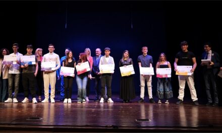 CIVIFORM HA PREMIATO GLI ALLIEVI ECCELLENTI DELLE SEDI DI CIVIDALE E OPICINA (TRIESTE) AL TEATRO RISTORI DI CIVIDALE