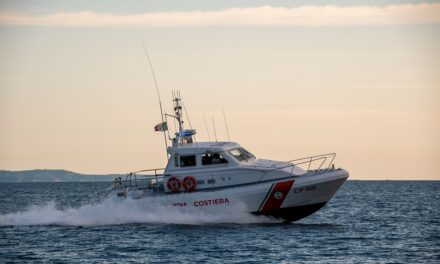 SALVATO KITE-SURFER DALLA GUARDIA COSTIERA DI TRIESTE
