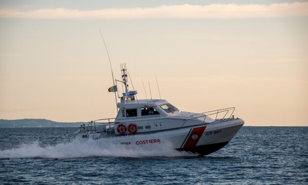 SALVATO KITE-SURFER DALLA GUARDIA COSTIERA DI TRIESTE