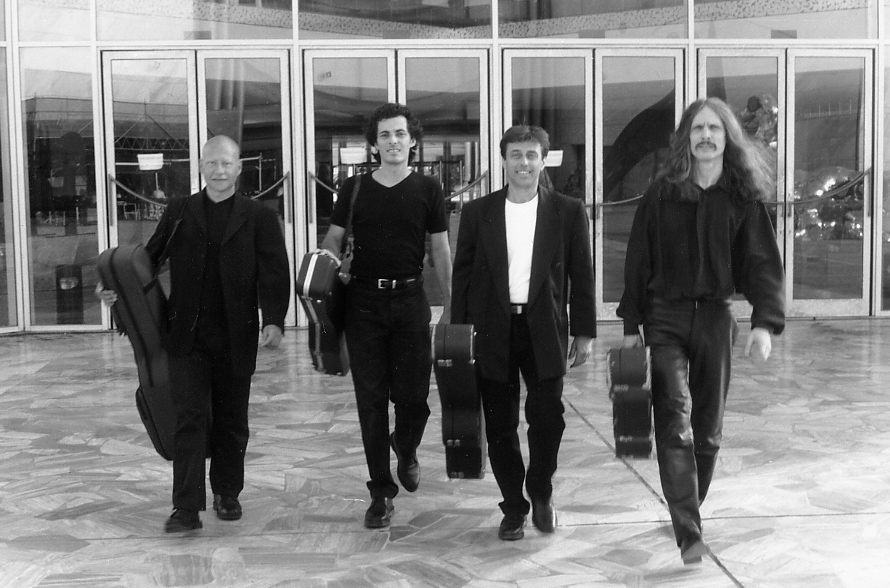 ENOARMONIE ARRIVA A FORNI DI SOTTO: DAL BARBIERE DI SIVIGLIA A PACO DE LUCÍA CON L’AIGHETTA GUITAR QUARTET