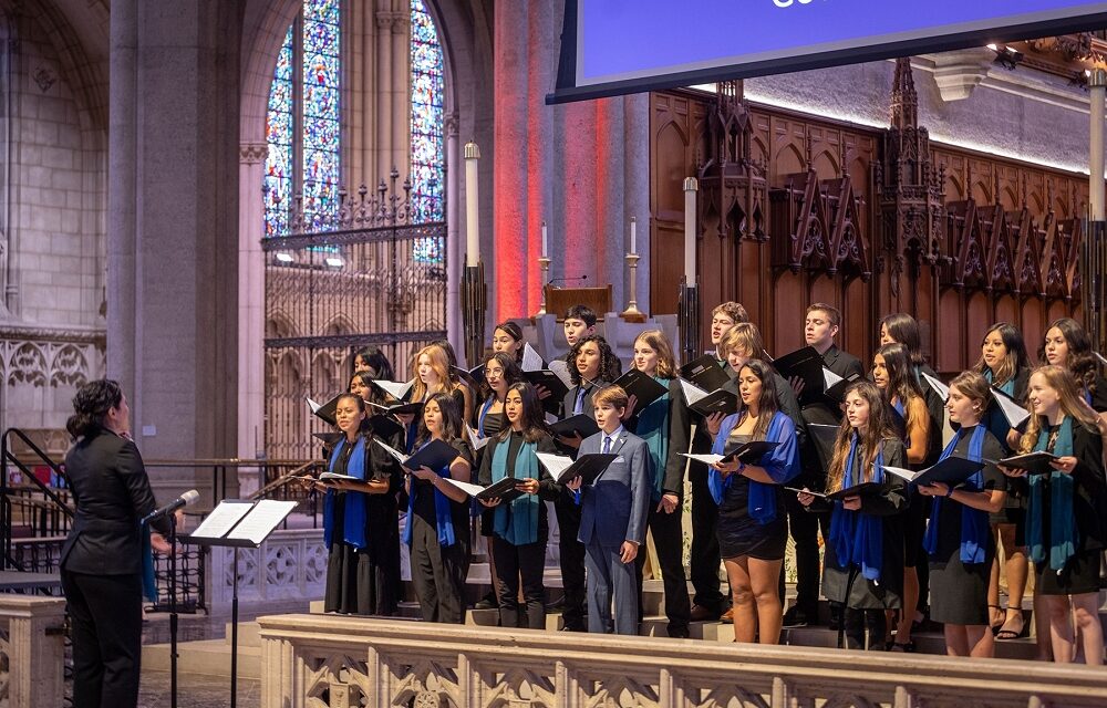 ST. HELENA YOUTH CHOIR: IL CALDO SOLE DELLA NAPA VALLEY BRILLA A VENEZIA