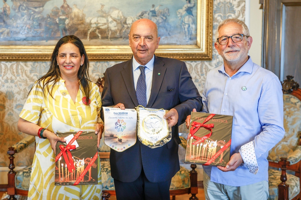 UNA DELEGAZIONE UFFICIALE DEL DISTRETTO LIONS DEL MAROCCO È STATA RICEVUTA IN MUNICIPIO DAL SINDACO ROBERTO DIPIAZZA