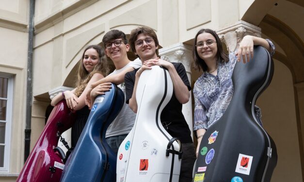 POSTE ITALIANE: MUSICA CON VISTA FA TAPPA A TRIESTE, lunedì 30 giugno, Parco del Civico Museo Sartorio, Cello Quartet