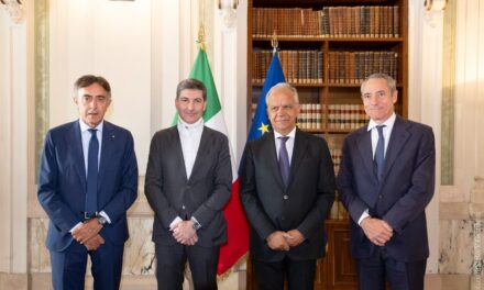 POSTE ITALIANE E POLIZIA DI STATO RAFFORZANO LA COLLABORAZIONE PER LA SICUREZZA CIBERNETICA DEI SERVIZI PUBBLICI