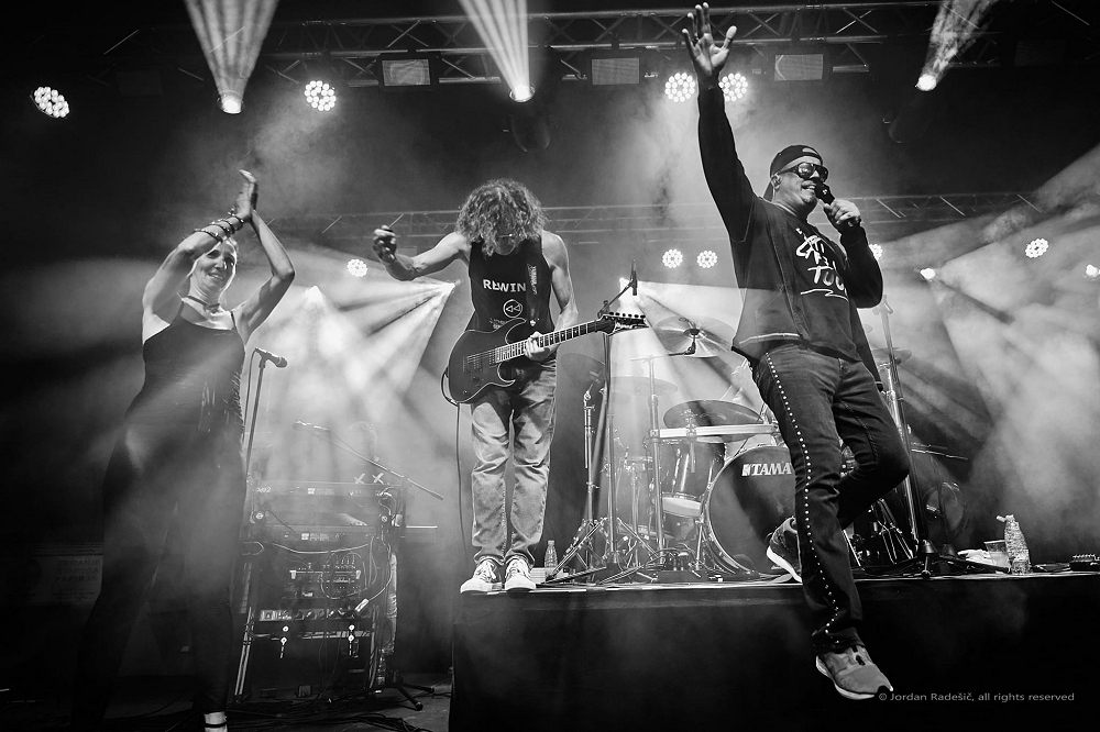 REWIND – Vasco Rossi Tribute Band: DOMENICA 27 LUGLIO 2025 IL BravaTour025/026 AL FestivalDI Majano