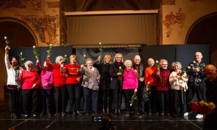 LA COMPAGNIA “LA VARIE… ETÈ” PROPONE “LA VITA È BELLA”, NUOVO SPETTACOLO MUSICALE PRIMA DELLA CHIUSURA ESTIVA DEI LABORATORI DELLA SOMSI PORDENONE DEDICATI ALLE “RAGAZZE DEL PRIMO NOVECENTO”