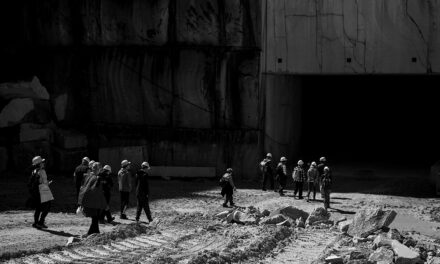 SPACCAPIETRE: una mostra dedicata a storie di donne che hanno legato il proprio lavoro e destino alla pietra del Carso, in un mosaico di memorie e resistenza
