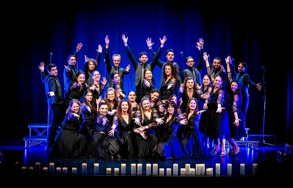 Voci senza confini: i Freevoices e Moni Ovadia insieme sul palco del Teatro Nuovo Giovanni da Udine