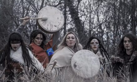 L’energia e i ritmi tribali del Fabula insieme alle melodie delle Uttern dal Friuli per un giovedì trascinante al Triskell