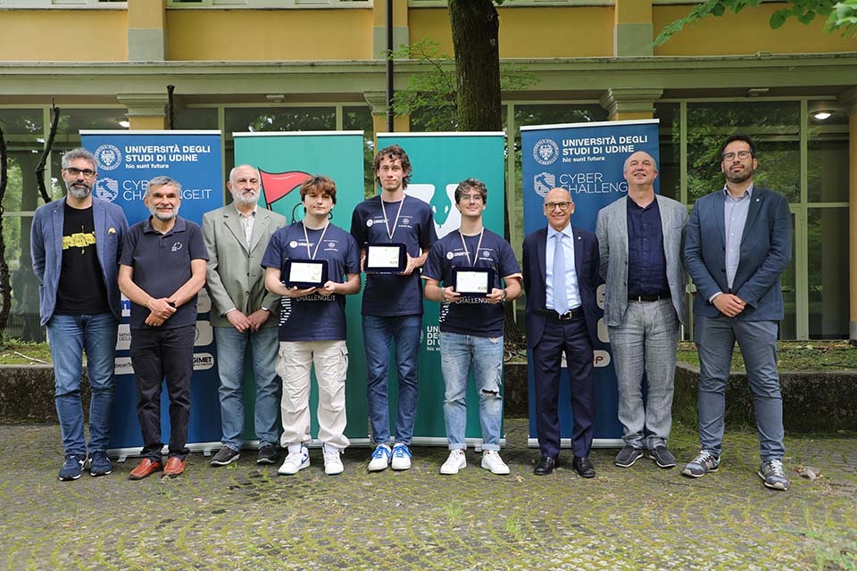 SICUREZZA INFORMATICA: TRE STUDENTI DELL’UNIVERSITÀ DI UDINE VINCONO “CYBERCHALLENGE.IT”, SFIDA FRA GIOVANI HACKER ETICI