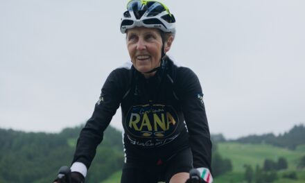INDOMITA COME MARIA CANINS: IL DOCUFILM FIRMATO RANA SULLA LEGGENDA DEL CICLISMO, ICONA DELLO SPORT E DELLA STORIA ITALIANA, GUIDATA DELL’INSAZIABILE GUSTO DI SUPERARSI